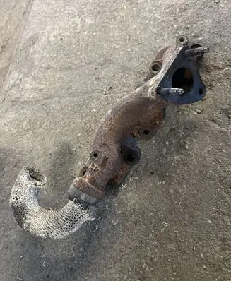 Peugeot 607 Exhaust manifold