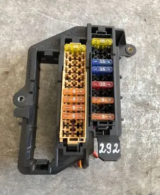 Audi A6 S6 C6 4F Fuse module 4F0971845A