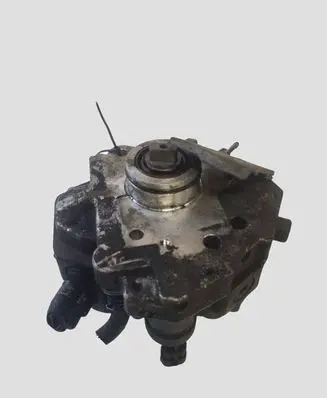 Volvo S60 Fuel injection high pressure pump 0445010043 8689590