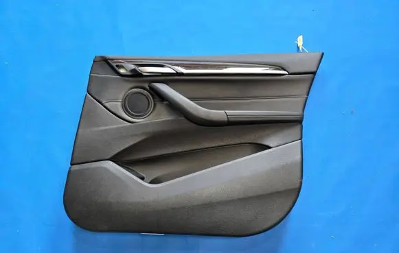 BMW X1 F48 F49 Front door card panel trim