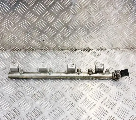 BMW 5 F10 F11 Fuel main line pipe 7537319 55PP1101
