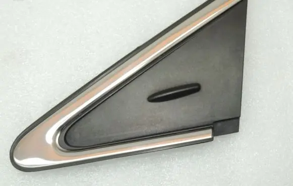 Toyota Avensis T270 Other front door trim element 6011805021
