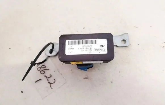 Mazda 3 II ESP acceleration yaw rate sensor 10170106483 gw79g15q2y