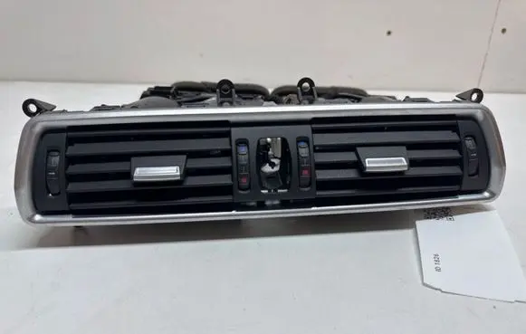BMW 5 GT F07 Dash center air vent grill 9142593 116116