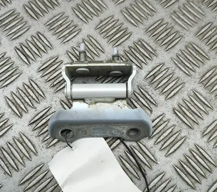 Lexus NX Tailgate/trunk/boot hinge 6881048220