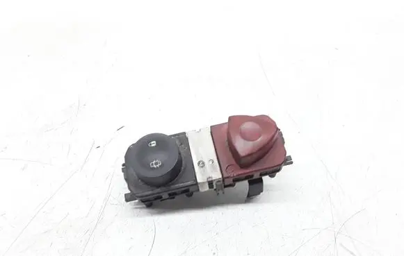 Renault Megane II Hazard light switch 8200095493