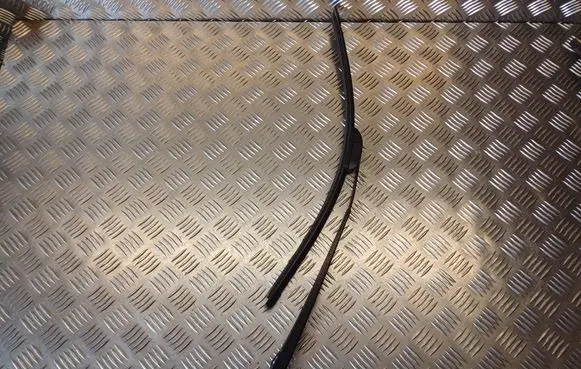 Audi A4 S4 B5 8D Front wiper blade arm 8D1955407D