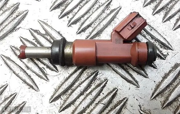 Lexus RX 330 - 350 - 400H Fuel injector 2325031050