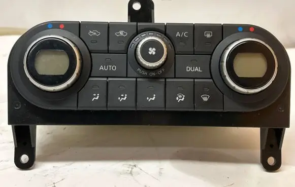 Nissan Qashqai Climate control unit 27500JD45C C8304 A02000A7706001