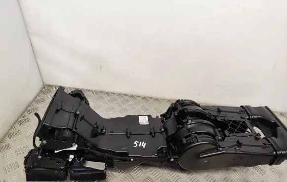 Audi Q7 4M Interior heater climate box assembly 4M0819351