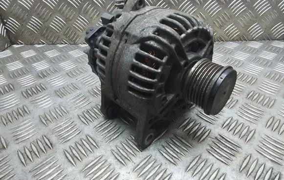 Nissan Qashqai+2 Generator/alternator 0124525140 23100JD10A 8200728292E