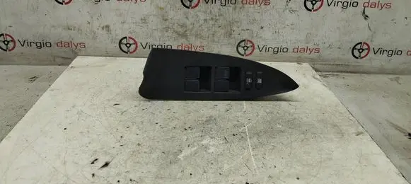 Toyota RAV 4 (XA30) Electric window control switch 7423242070