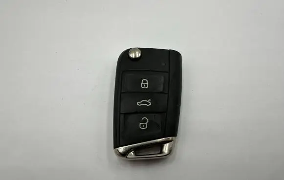Volkswagen Golf VII Ignition key/card 5G0959752BC H82025