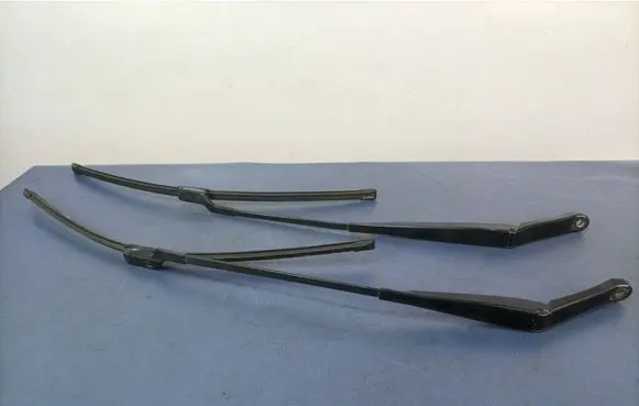 Peugeot 508 RXH Front wiper blade arm 