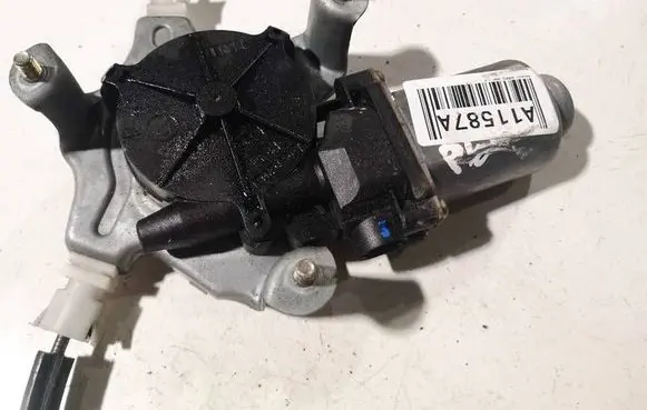 Renault Scenic I Front door window regulator motor 400733T3