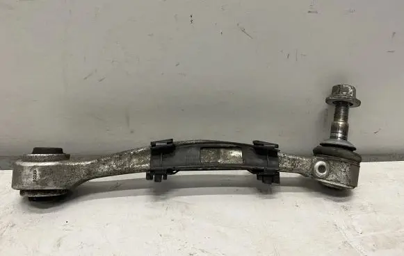 BMW M4 F82 F83 Rear upper control arm/wishbone 2284777