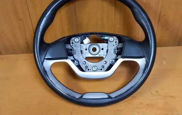 KIA Picanto Steering wheel 