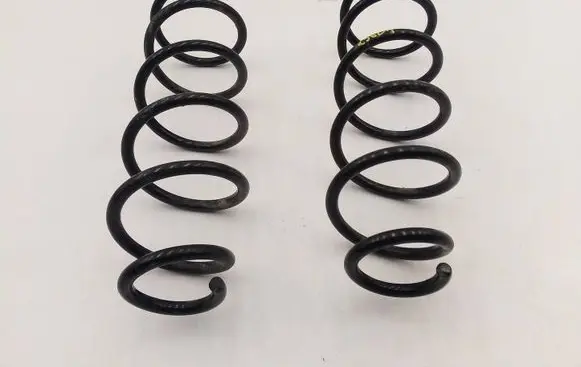 Mazda 3 III Rear coil spring