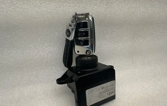 Audi A6 S6 C6 4F Ignition lock 4F0909131E 4F0837220R