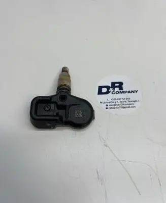 Toyota Camry VIII XV70 Tire pressure sensor 10R048207