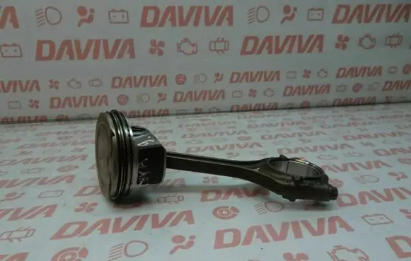 Volkswagen Up Piston with connecting rod 