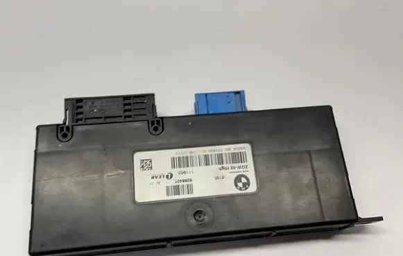 BMW 5 F10 F11 Gateway control module 9266407 61359266407