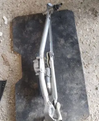 BMW 3 E90 E91 Wiper motor 6978263