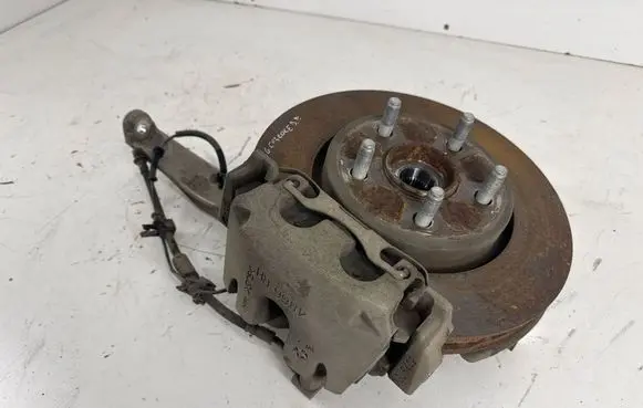 Jeep Grand Cherokee Front wheel hub 68251518AE 4866 68250893AA