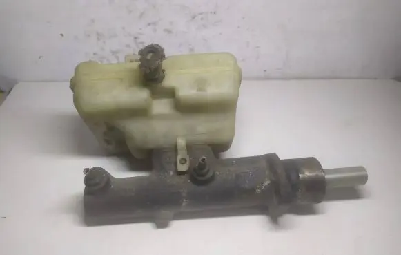 Volkswagen II LT Master brake cylinder 21025999
