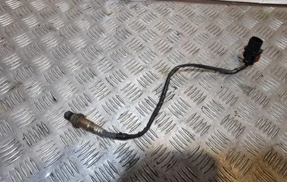 Volkswagen Touareg II Lambda probe sensor 03H906262N 0258017300