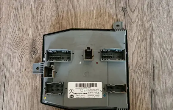 Mercedes-Benz E W213 Comfort/convenience module A2139002632