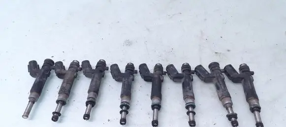 Fuel injectors set