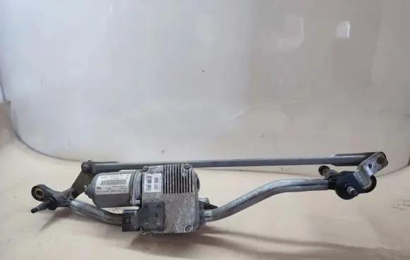 Audi A4 S4 B8 8K Front wiper linkage and motor 8K2955119A