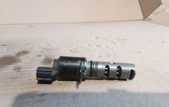 Toyota Yaris Camshaft vanos timing valve 