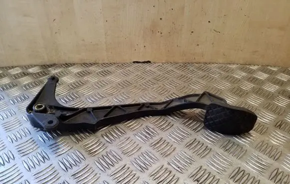 Clutch pedal