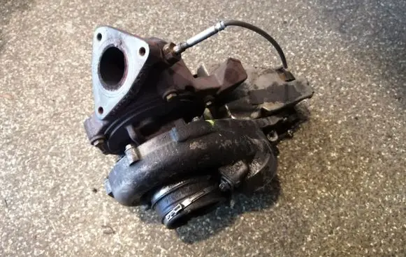 Mercedes-Benz C W204 Turbo A6460901080