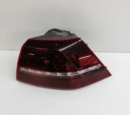 Volkswagen Golf VII Rear/tail lights 5G0945208C
