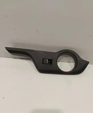 Toyota C-HR I Rear door window switch trim 74272F4010 3551A082D