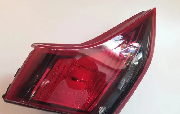 Hyundai Ioniq Tailgate rear/tail lights 92403G2