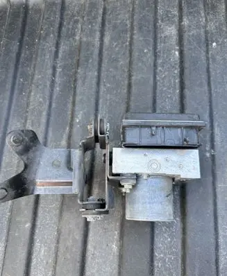 Infiniti FX ABS Pump 476601WX1A