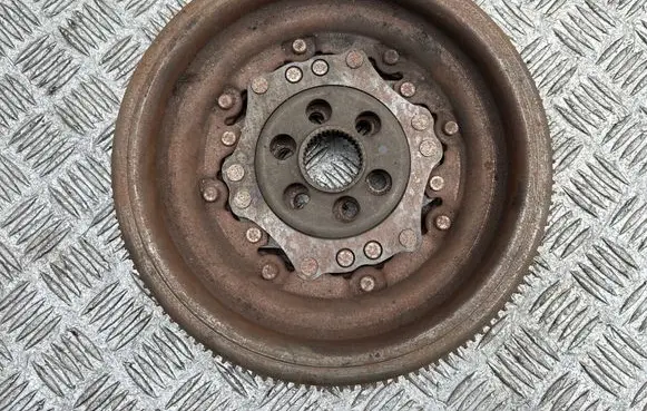 Volkswagen PASSAT B6 Flywheel 03G105266BK