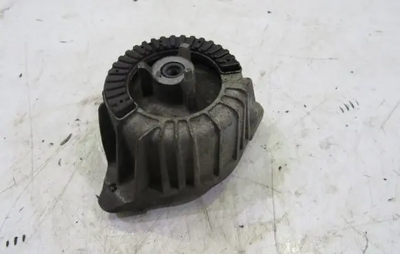 Mercedes-Benz C W204 Engine mount vacuum valve A2042400217
