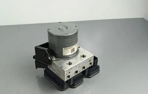 Subaru Outback (BT) ABS Pump 0265258637 27536AN00A