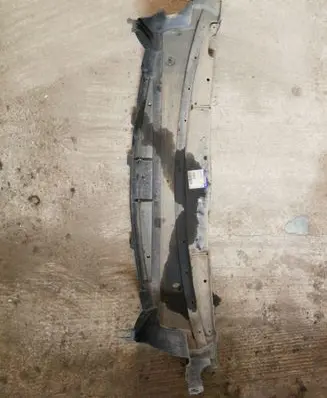 Front bumper skid plate/under tray