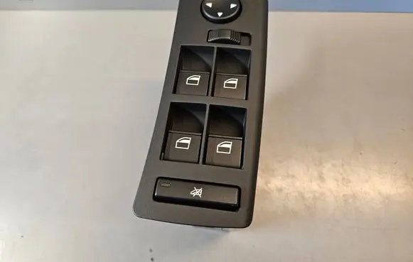 BMW X5 E53 Electric window control switch 6962505 61316962505 22W28K105A1