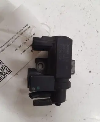 Toyota RAV 4 (XA30) Vacuum valve 258190R011