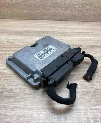 Audi A4 S4 B5 8D Engine control unit/module ECU 038906018R 0281001726 WithPlug