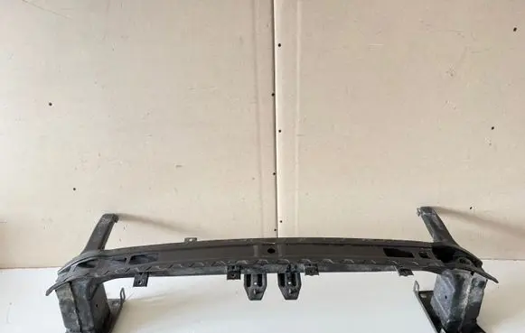 Volkswagen PASSAT B8 Front bumper cross member 3G0807611A