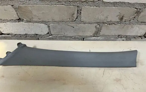 Mercedes-Benz E W211 (A) pillar trim A2116900325