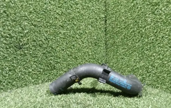Brake vacuum hose/pipe